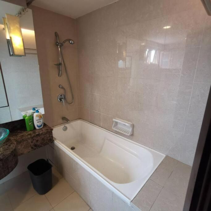 Sunway Lagoon Family Suites At Sunway Pyramid & Sunway Lagoon Kampong Penaga  Экстерьер фото